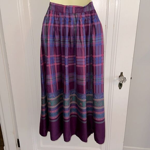Vintage 80s Chaus Purple, Pink & Green Plaid Pleated Midi Full Rayon Skirt - Picture 4 of 7